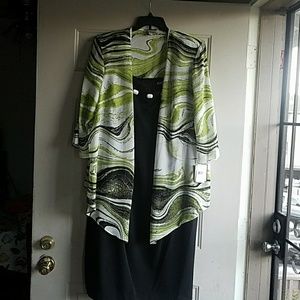 Sleeveless zipped dress with jacket